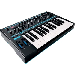 Novation BASS STATION II